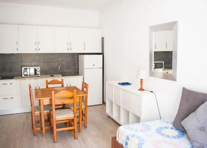 Apartamentos Central *